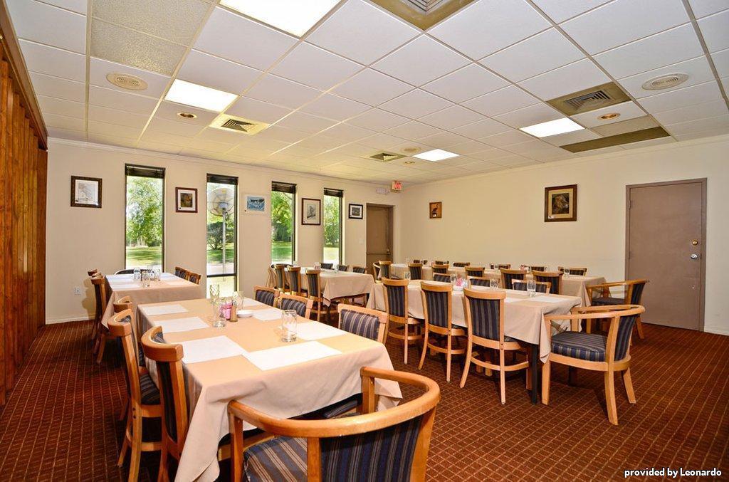 Best Western Crossroads Inn DeFuniak Springs Kinh doanh bức ảnh