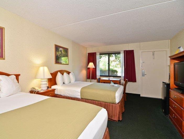 Best Western Crossroads Inn DeFuniak Springs Ngoại thất bức ảnh